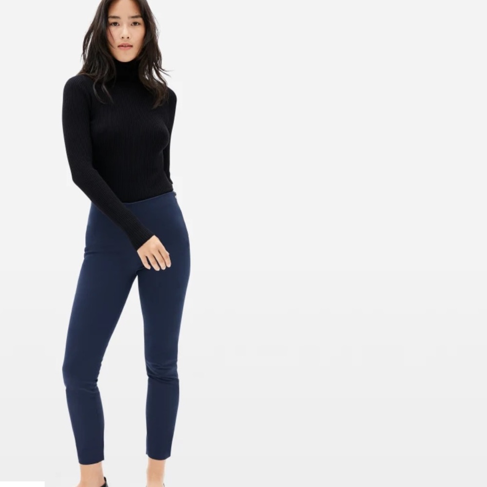 Everlane The Side-Zip Stretch Cotton Pant | Navy